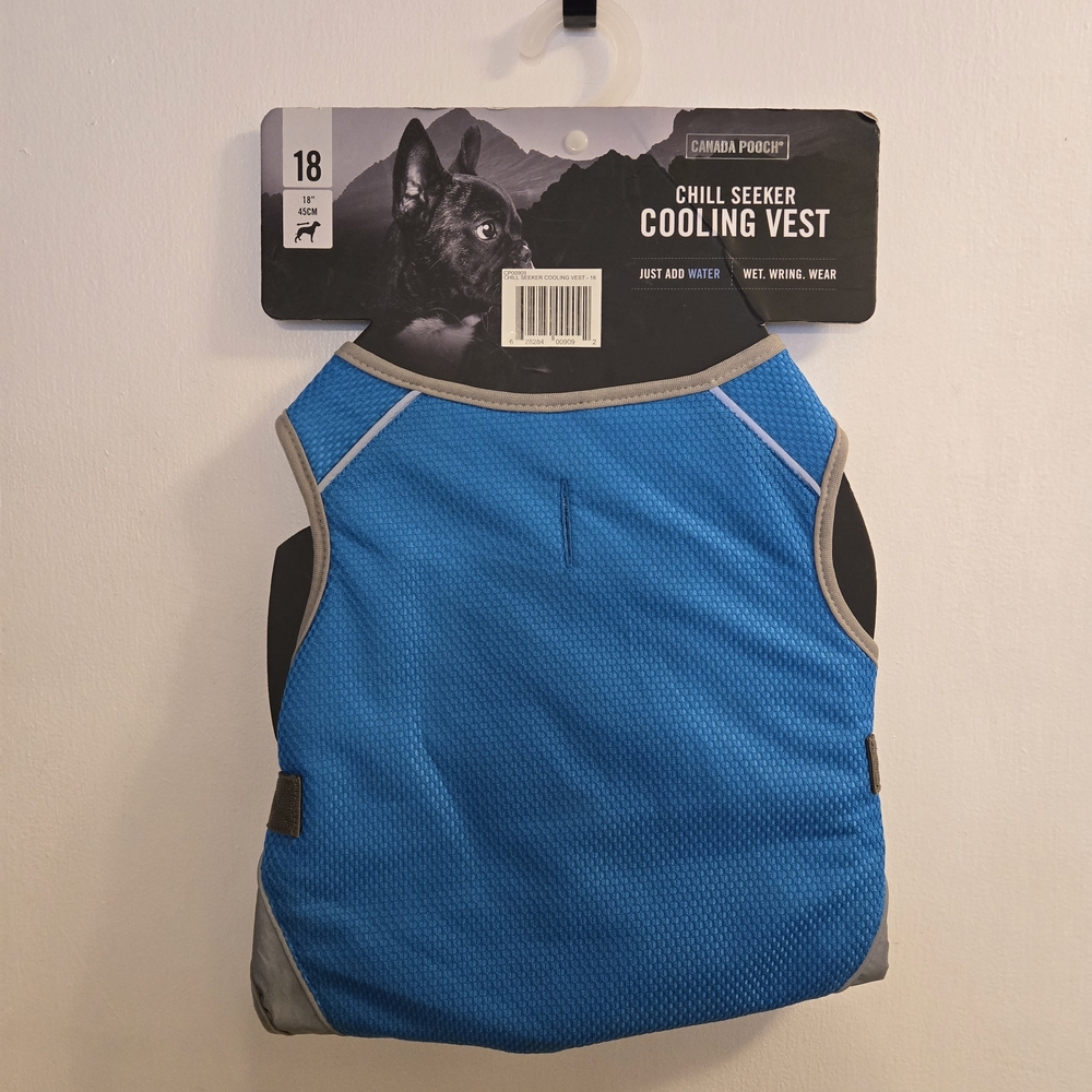 Canada Pooch Dog Blue Chill Seeker Cooling Vest Size 18", NWT